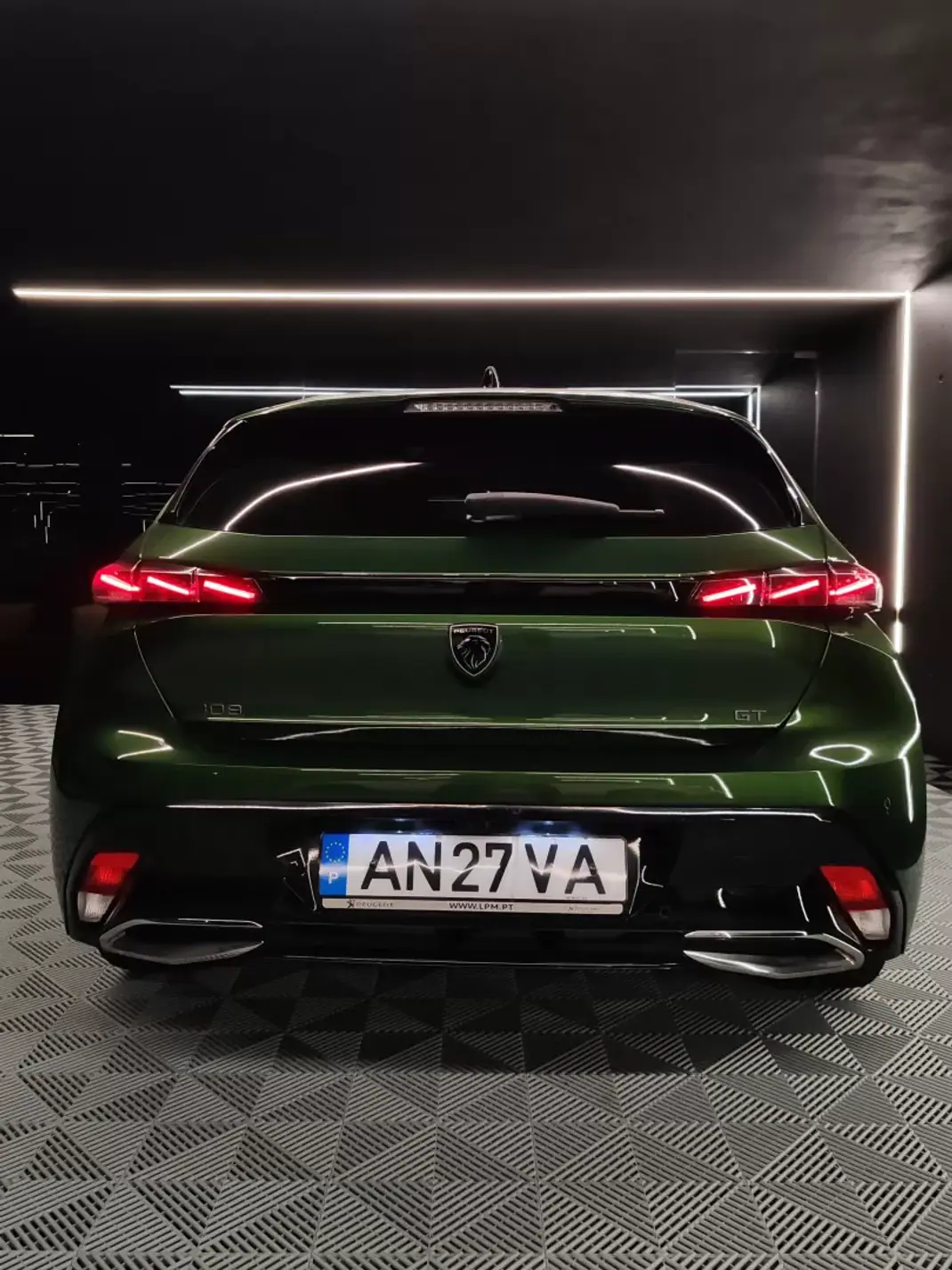 Peugeot 308 2022 - 22750 EUR, 133135 km - AUTO.MOTO.pt - 133135km - foto 9 de 26