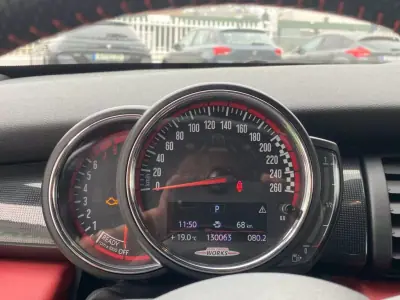 MINI John Cooper Works 2018 - 28860 EUR, 130063 km - AUTO.MOTO.pt - 130063km - foto 11 de 18