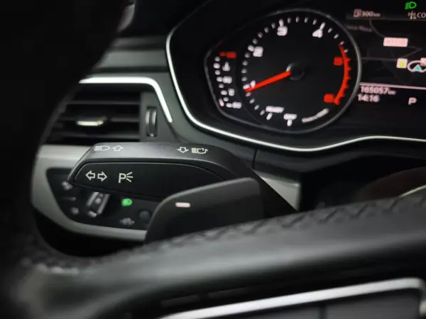 Audi A4 Avant 2020 - 24450 EUR, 165057 km - AUTO.MOTO.pt - 165057km - foto 26 de 47