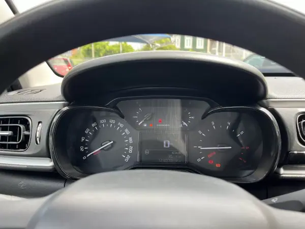 Citroën C3 2019 - 8750 EUR, 123000 km - AUTO.MOTO.pt - 123000km - foto 15 de 48