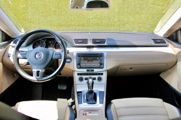 Volkswagen Passat CC 2012 - 16700 EUR, 140000 km - AUTO.MOTO.pt - 140000km - foto 38 de 40