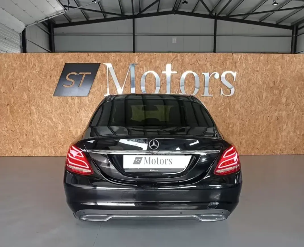 Mercedes-Benz C 180 2016 - 18950 EUR, 177676 km - AUTO.MOTO.pt - 177676km - foto 6 de 19