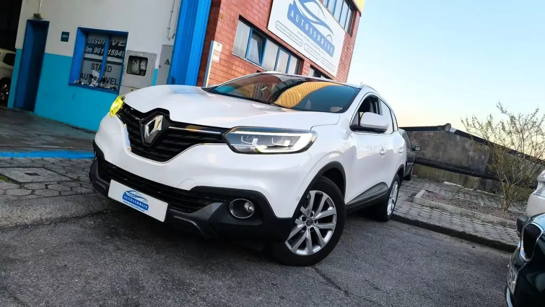 Renault Kadjar 2017 - 12500 EUR, 158000 km - AUTO.MOTO.pt - 158000km - foto 1 de 18