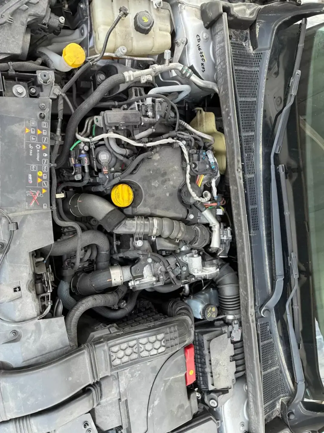 Renault Mégane Sport Tourer 2019 - 9900 EUR, 193000 km - AUTO.MOTO.pt - 193000km - foto 18 de 19