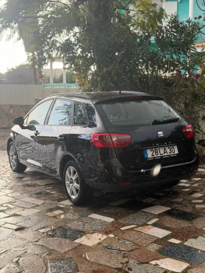 SEAT Ibiza ST 2010 - 7500 EUR, 203837 km - AUTO.MOTO.pt - 203837km - foto 4 de 8