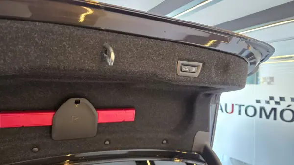BMW 520 2023 - 49900 EUR, 46079 km - AUTO.MOTO.pt - 46079km - foto 24 de 60