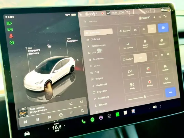Tesla Model 3 2022 - 39900 EUR, 40060 km - AUTO.MOTO.pt - 40060km - foto 32 de 35