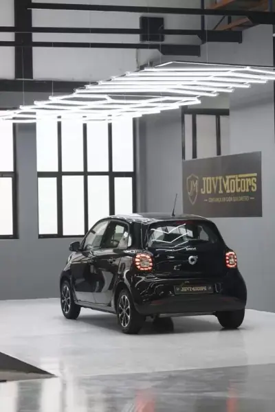 Smart ForFour 2015 - 9500 EUR, 155670 km - AUTO.MOTO.pt - 155670km - foto 36 de 36