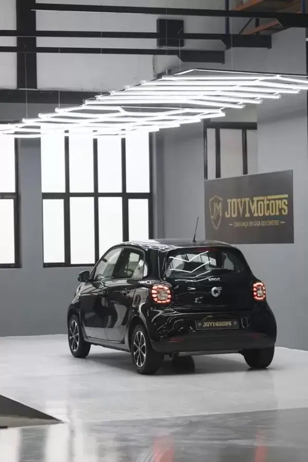 Smart ForFour 2015 - 9500 EUR, 155670 km - AUTO.MOTO.pt - 155670km - foto 36 de 36