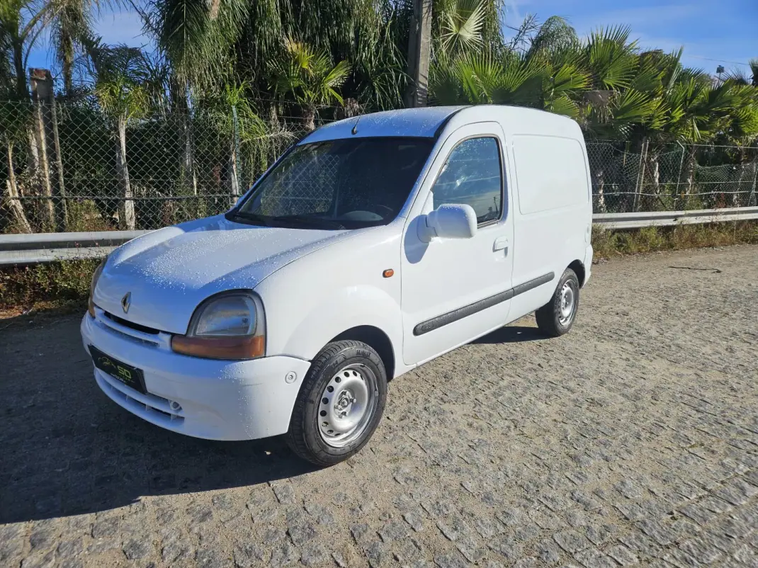 Renault KANGOO 1.5 BLUE DCI 3LUG EDITION ONE 2000 - 2500 EUR, 173000 km - AUTO.MOTO.pt - 173000km - foto 1 de 6