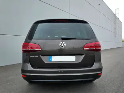 Volkswagen Sharan 2019 - 29700 EUR, 115600 km - AUTO.MOTO.pt - 115600km - foto 8 de 52