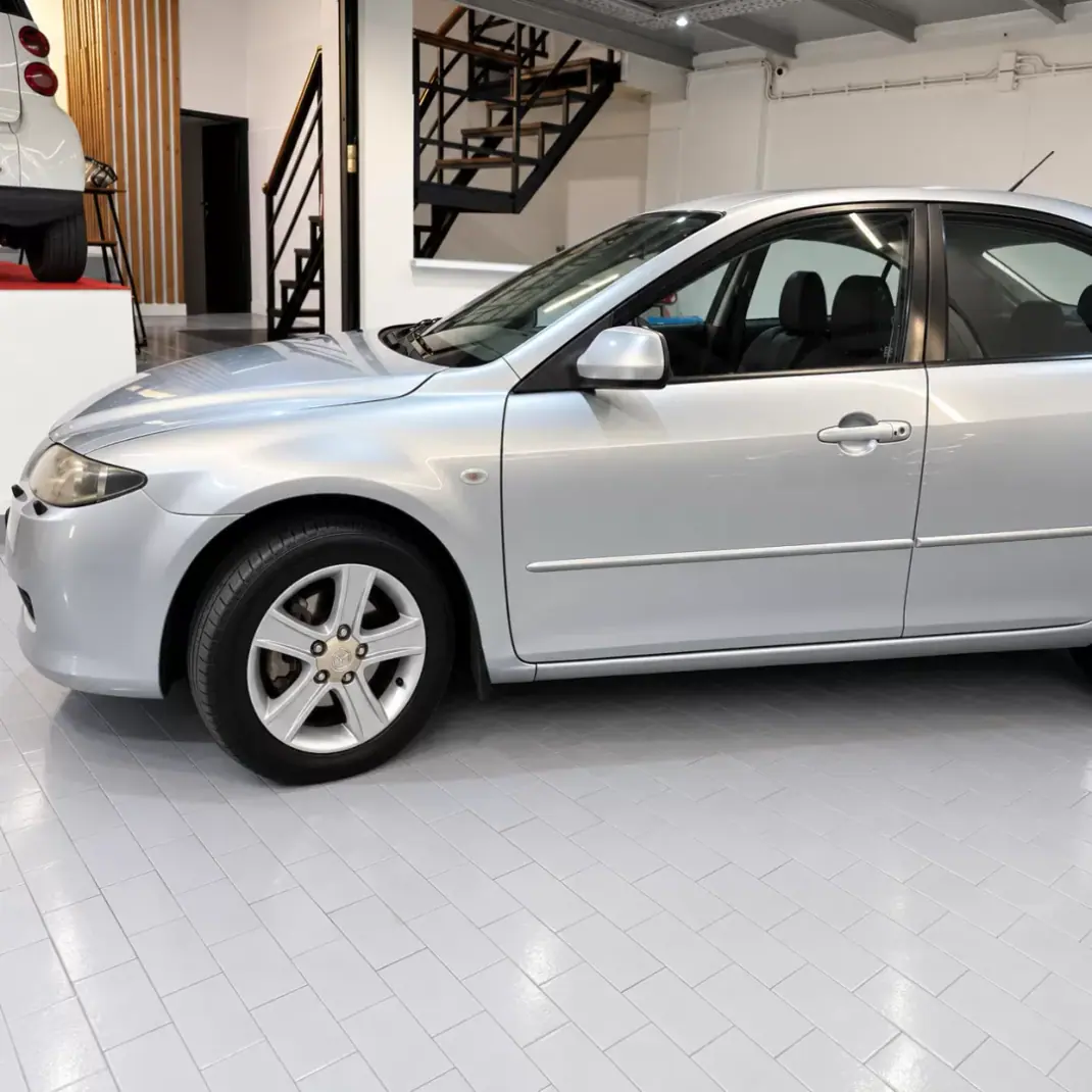 Mazda 6 2006 - 4900 EUR, 98876 km - 98876km - foto 4 de 9
