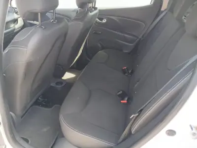 Renault Clio 2015 - 7750 EUR, 171706 km - 171706km - foto 18 de 26