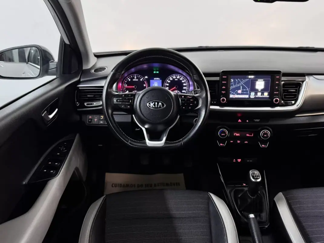 Kia Stonic 2019 - 15750 EUR, 68000 km - AUTO.MOTO.pt - 68000km - foto 29 de 60