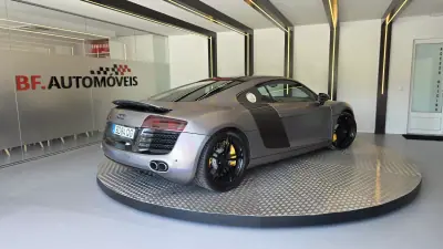 Audi R8 Coupé 2008 - 69500 EUR, 124927 km - AUTO.MOTO.pt - 124927km - foto 17 de 53