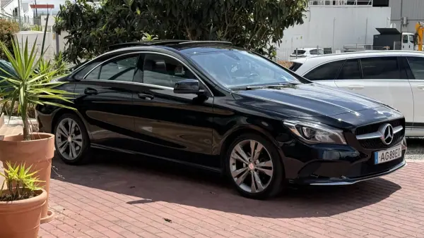 Mercedes-Benz CLA 180 2016 - 17990 EUR, 199000 km - AUTO.MOTO.pt - 199000km - foto 9 de 40