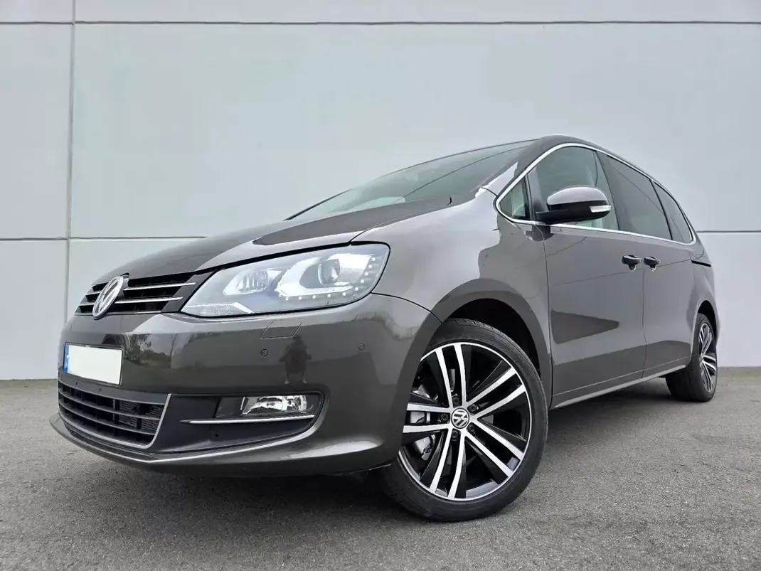 Volkswagen Sharan 2019 - 29700 EUR, 115600 km - 115600km - foto 2 de 3