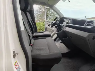 VW T6 TRANSPORTER 2.0 TDI KASTEN/ 3 LUGARES/ IVA DEDUTIVEL 2023 - 27490 EUR, 43500 km - AUTO.MOTO.pt - 43500km - foto 16 de 28