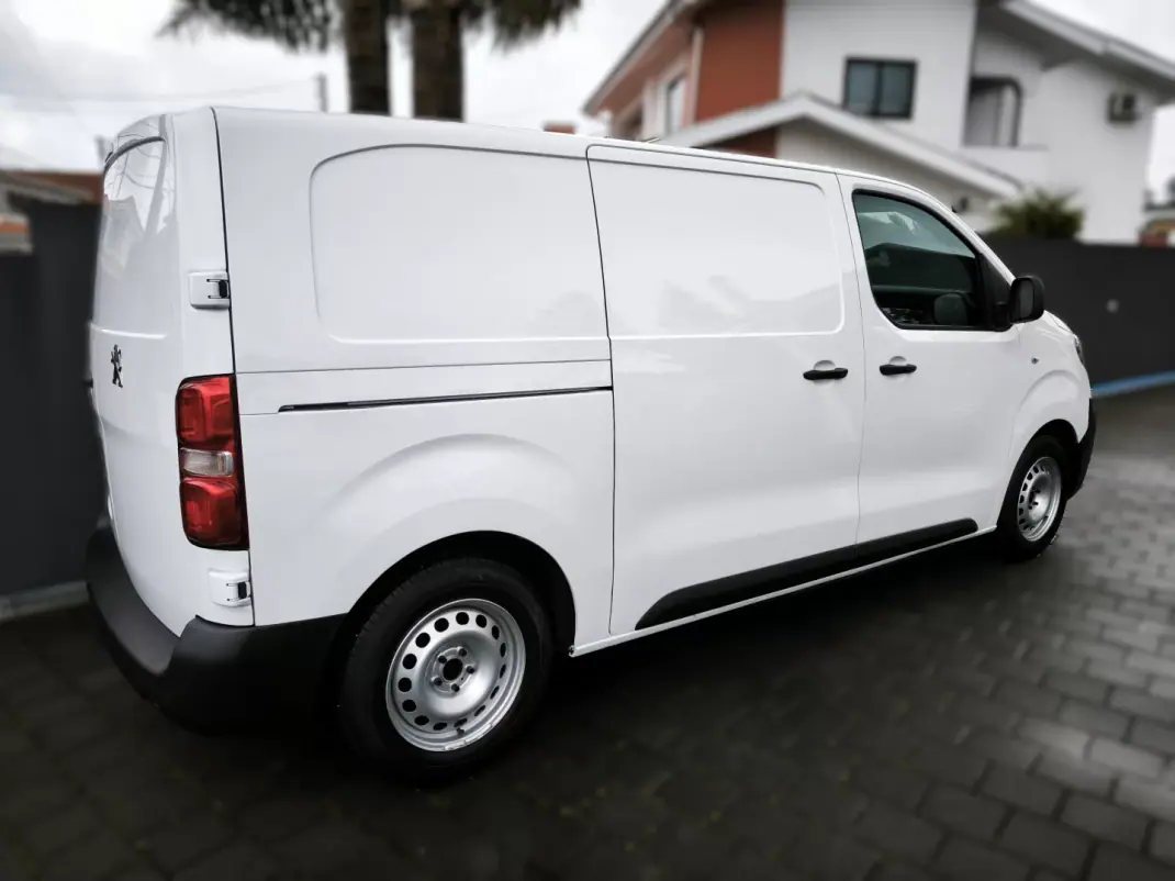 Peugeot Expert 1.5 BlueHdi L2H1 Pro Standard 2020 - 17950 EUR, 105997 km - AUTO.MOTO.pt - 105997km - foto 3 de 46