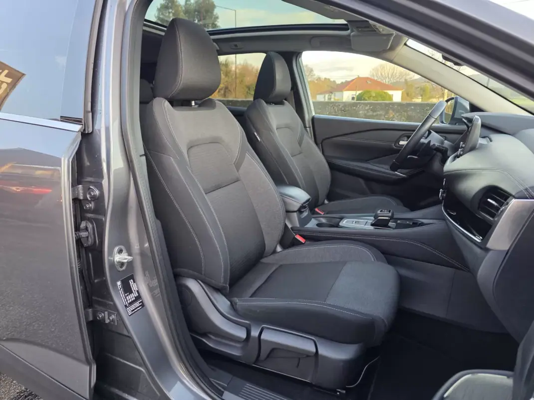 Nissan Qashqai 2022 - 23990 EUR, 90000 km - AUTO.MOTO.pt - 90000km - foto 29 de 38
