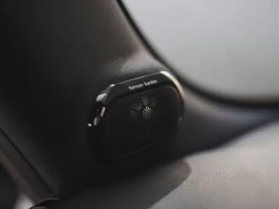 MINI 3 Portas 2019 - 16990 EUR, 70000 km - AUTO.MOTO.pt - 70000km - foto 20 de 23