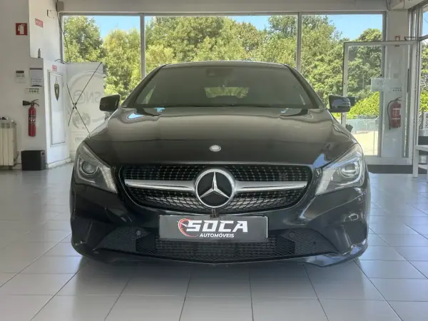 Mercedes-Benz CLA 220 d 4Matic 7G-DCT 2015 Diesel — 171 500 km Mercedes-Benz CLA 220 d 4Matic 7G-DCT 2015 Diesel