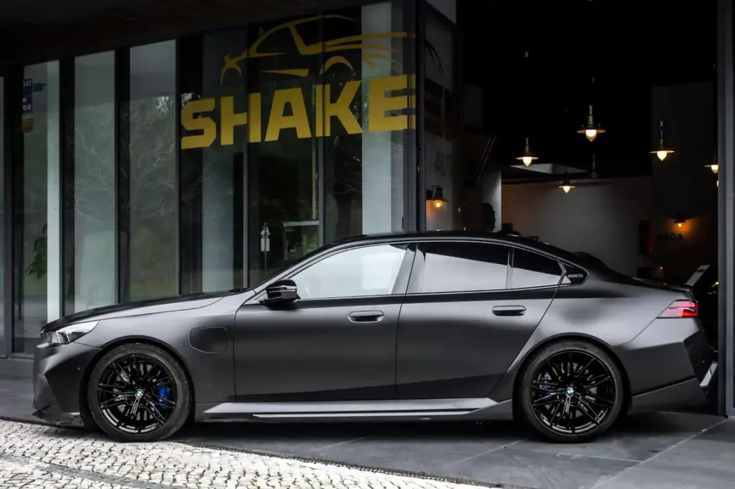 BMW M5 2024 - 139990 EUR, 38594 km - AUTO.MOTO.pt - 38594km - foto 2 de 55
