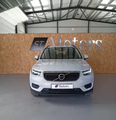 Volvo XC 40 2019 - 24950 EUR, 91723 km - AUTO.MOTO.pt - 91723km - foto 2 de 19