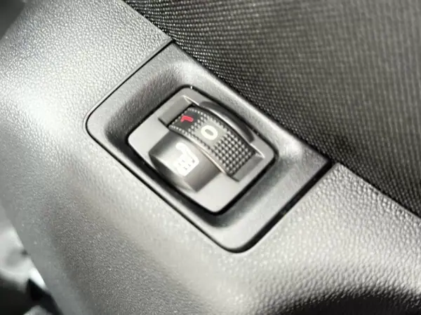 Citroën C3 2022 - 13900 EUR, 90035 km - AUTO.MOTO.pt - 90035km - foto 8 de 9