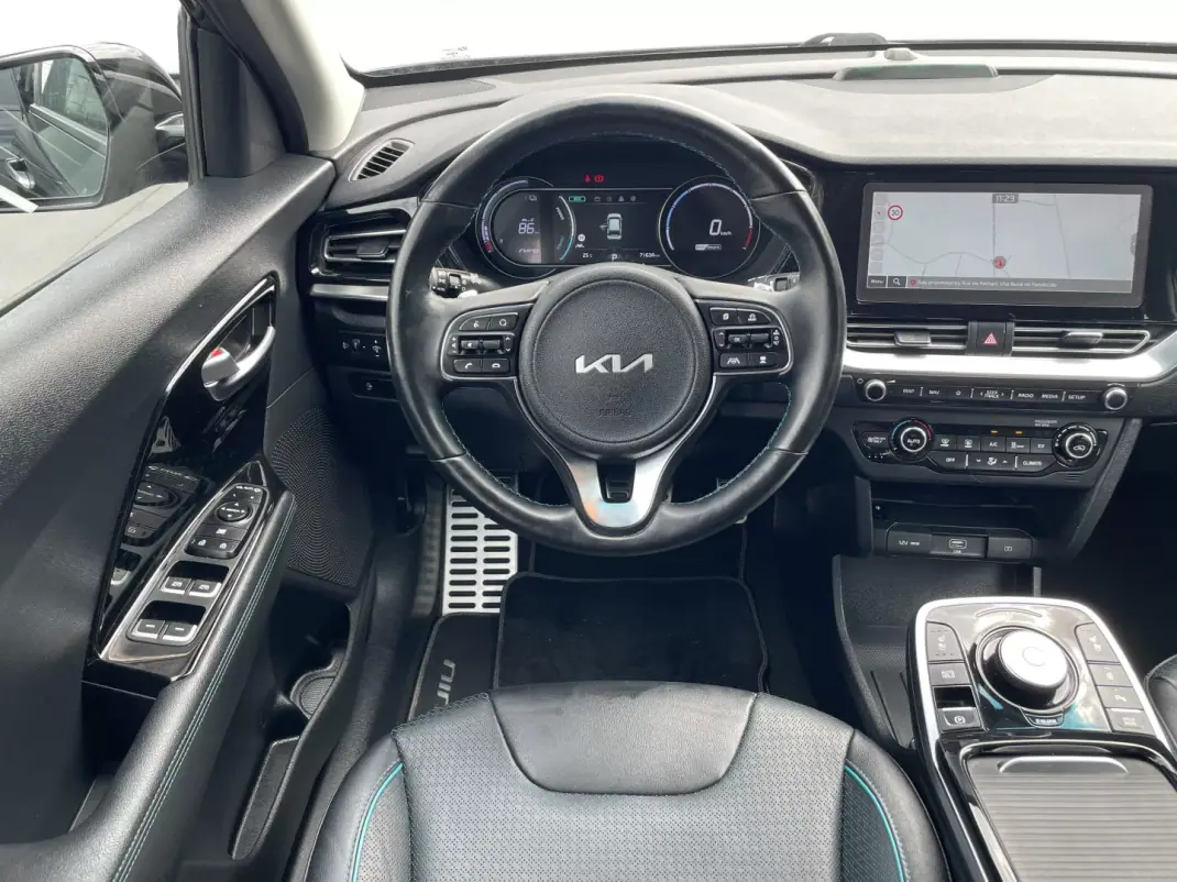 Kia e-Niro 2022 - 22250 EUR, 71631 km - AUTO.MOTO.pt - 71631km - foto 4 de 44