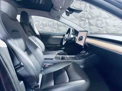 Tesla Model 3 2022 - 32990 EUR, 70718 km - AUTO.MOTO.pt - 70718km - foto 20 de 33