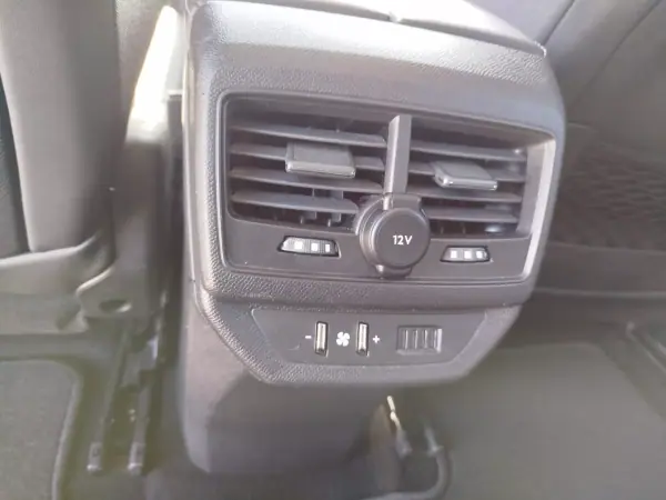 Peugeot 5008 2020 - 23950 EUR, 66369 km - AUTO.MOTO.pt - 66369km - foto 16 de 20