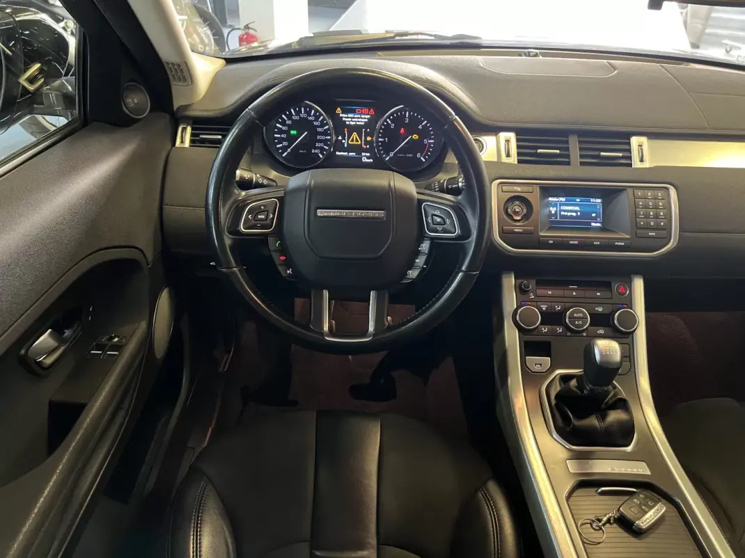 Land Rover Range Rover Evoque 2012 - 17990 EUR, 235000 km - 235000km - foto 31 de 51