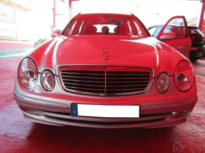 Mercedes-Benz E 270 2003 - 9949 EUR, 259100 km - 259100km - foto 17 de 19