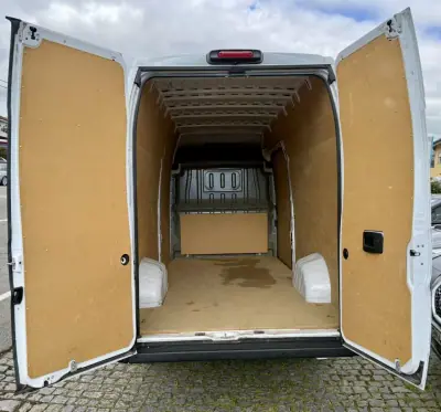 Opel 2024 - 31450 EUR, 59000 km - AUTO.MOTO.pt - 59000km - foto 18 de 20