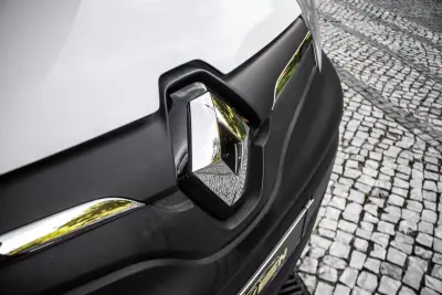 Renault Kangoo E-Tech 2020 - 9990 EUR, 57785 km - AUTO.MOTO.pt - 57785km - foto 9 de 28