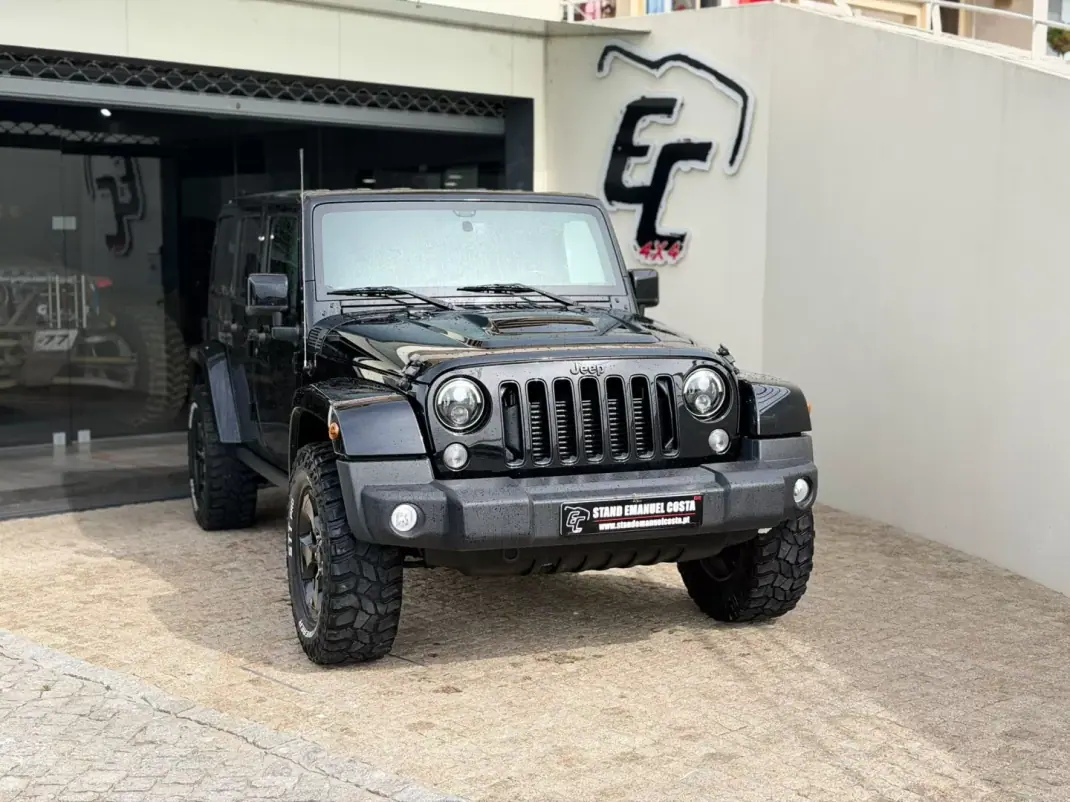 Jeep Wrangler Unlimited 2016 - 48000 EUR, 158000 km - 158000km - foto 11 de 14