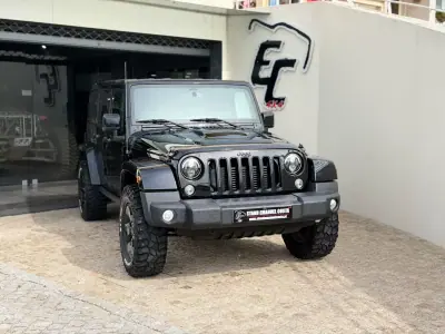 Jeep Wrangler Unlimited 2016 - 48000 EUR, 158000 km - AUTO.MOTO.pt - 158000km - foto 11 de 14