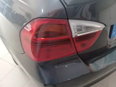 BMW 318 2008 - 9390 EUR, 172104 km - 172104km - foto 29 de 37