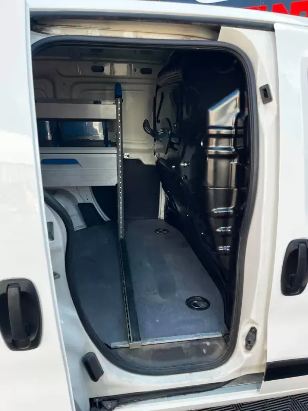 Fiat FIORINO 1.3 M-JET C/AC 2019 - 8500 EUR, 173290 km - AUTO.MOTO.pt - 173290km - foto 15 de 15