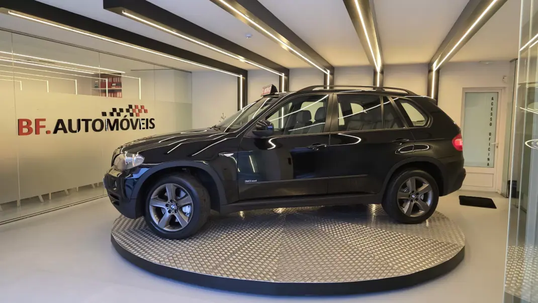 BMW X5 2008 - 14900 EUR, 273516 km - AUTO.MOTO.pt - 273516km - foto 13 de 51