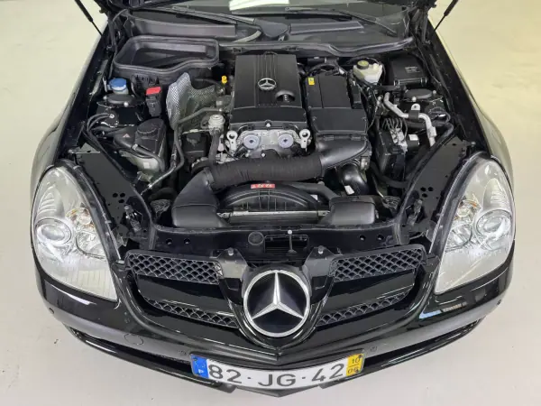 Mercedes-Benz SLK 200 2010 - 17950 EUR, 112597 km - AUTO.MOTO.pt - 112597km - foto 9 de 34
