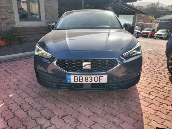 SEAT Leon 2023 - 19950 EUR, 41000 km - AUTO.MOTO.pt - 41000km - foto 3 de 11