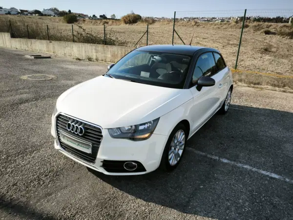 Audi A1 2010 - 9950 EUR, 236924 km - AUTO.MOTO.pt - 236924km - foto 2 de 43