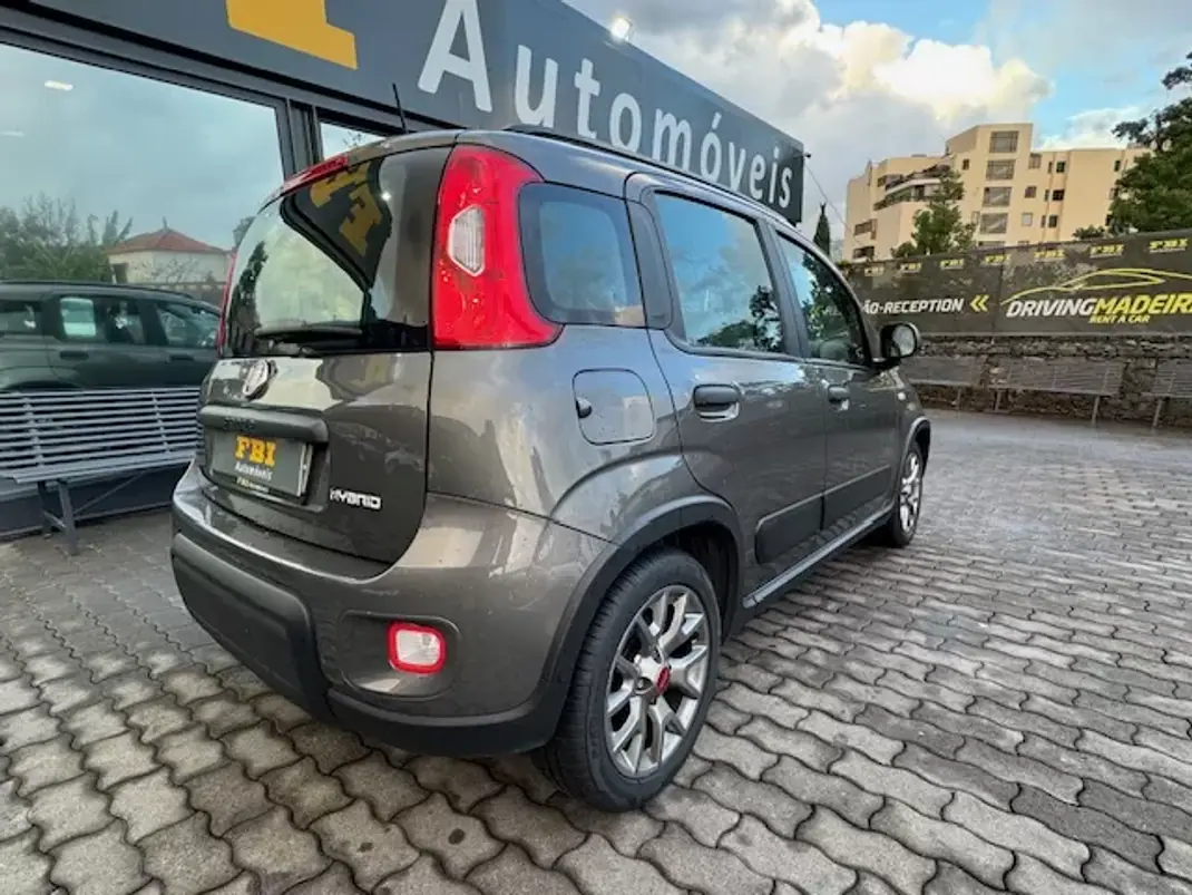 Fiat Panda 2022 - 9900 EUR, 92530 km - AUTO.MOTO.pt - 92530km - foto 9 de 12