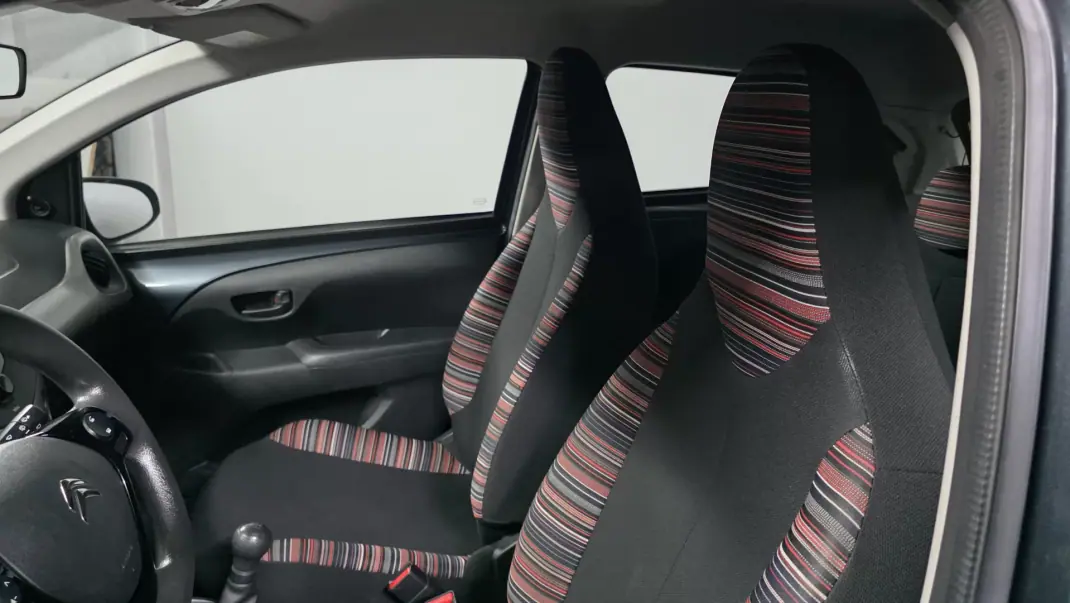 Citroën C1 2016 - 8990 EUR, 84000 km - AUTO.MOTO.pt - 84000km - foto 7 de 25