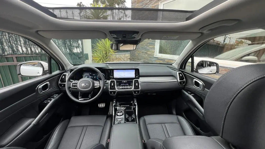Kia Sorento 2021 - 37500 EUR, 46923 km - AUTO.MOTO.pt - 46923km - foto 16 de 31