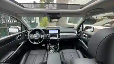 Kia Sorento 2021 - 37500 EUR, 46923 km - AUTO.MOTO.pt - 46923km - foto 16 de 31