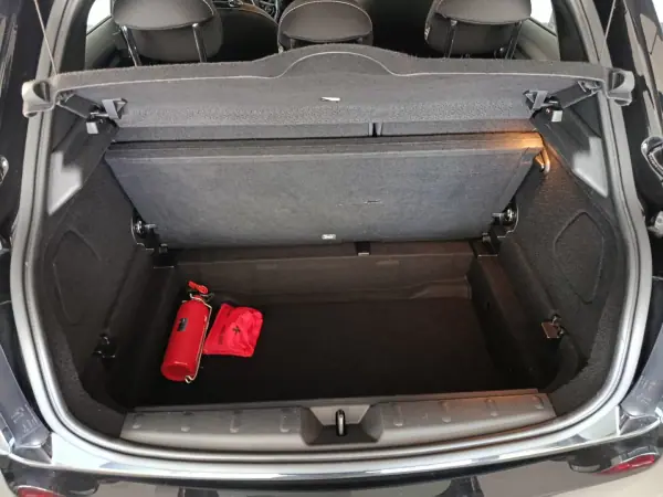 MINI Cooper 2019 - 16500 EUR, 80000 km - AUTO.MOTO.pt - 80000km - foto 20 de 52