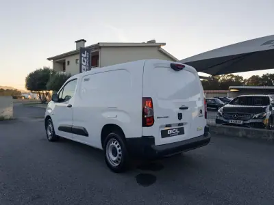 Citroën Berlingo 2021 — foto 5 de 34